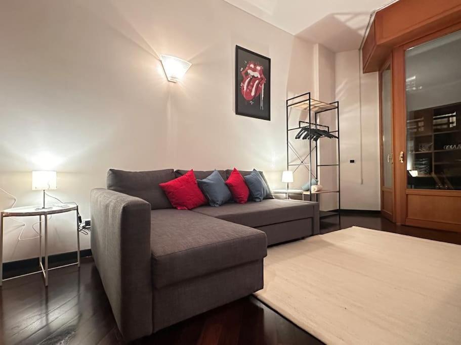 Apartment Jacuzzi-idrotherapy Duomo 5 Min Qcterme 100m Mailand