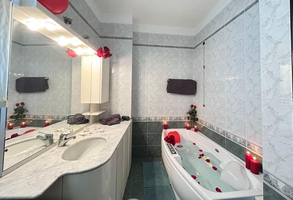 Jacuzzi-idrotherapy Duomo 5 Min Qcterme 100m Apartment